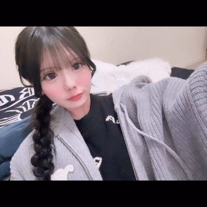 1番好きな時間は

おにいさんと肌と肌を密着させて

1つになれるあの瞬間🤍

 いっぱい一緒に

気持ちよくなりたい🔞♥️

最後は㊙️に

いっぱい出してくれる…？🫢
