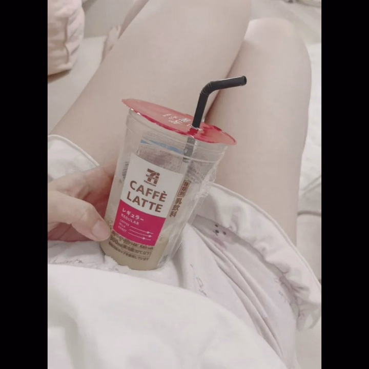 1週間お疲れさまです🫶

やっと金曜日ですね☺️

私はカフェラテが好きなので、お仕事終わりによく飲みます☕️💕

みなさんの至福のひと時はどんな時ですか〜？🥰


お話しながらまったり過ごせたらと思います💋

お誘いまってます💓