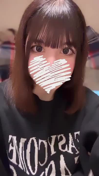 今日も寒いね😖🍃

天気も微妙で雨降ってて嫌だね😓
雨の日って髪の毛ぽやぽやしちゃうから困っちゃう😣