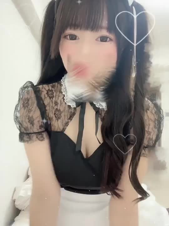 おっ〇いで遊んじゃうメイドさん🎵