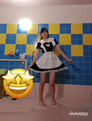 全力プリキュアです
もちろんセルフタイマー1発撮りです

お客さんはもちろん
閑散期で元気無くしてる女の子
このアホを見て元気出してね！
