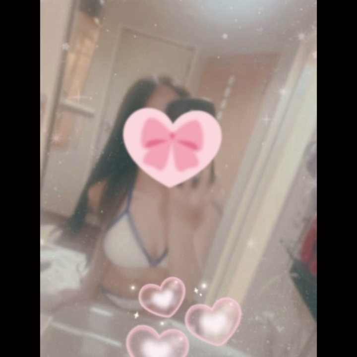 おはようございます！
昨日遊びに来てくれた仲良し様方ありがとうございました( ⁎ᵕᴗᵕ⁎ )❤︎
イメチェンめちゃくちゃ似合ってる可愛いって褒めてもらえて嬉しい♡
めんどくさすぎてもうやめようと思ってるけど(笑)



今日も10:00〜15:00まで受付で出勤します！
12:00〜空いてるのでお誘いお待ちしてます！

先頭のご予約のお兄さんありがとうございます♡
楽しみにしてるねദ്ദി^._.^)







💌４月２９日（水）のお礼日記です💌



♡100分本指名様♡
絶対とか色々タイミング合わなくてお久しぶりに2週間以上ぶりかな？
この日は釣り行く日じゃない方の日やっけ？(笑)
なんでそんなにいつも元気なんか謎すぎ！
そろそろ暑くなるからお布団に篭らなくて大丈夫な時期ですよ！
まだお礼日記残ってるけどとりあえず今日も会えるの楽しみにしてます！



♡100分本指名様♡
お久しぶりです！
一年は経ってないけど結構なお久しぶりかな？
なんだかんだで来てくれてる歴長めのお兄さん！
珍しくまだお仕事の途中に来てくれてありがとうございます！
またいつでもお誘いお待ちしてます(