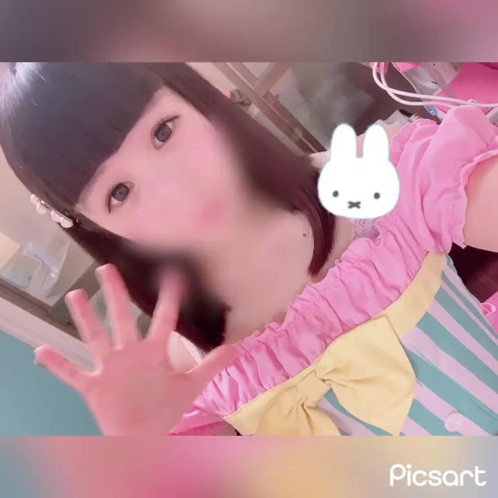 ひと足早く､退勤しております😌🌟
.
前半も後半もたくさんの仲良しさんが会いにきてくださって嬉しかった
です(ᐢ⸝⸝› ̫ ‹⸝⸝ᐢ)🌸
.
めいっぱいのロングコースで会い
にきてくれた仲良しさんもいて
「愛されてるな~」とじんわり感
じちゃいました☺️💞
.
初めましてのお兄さんも
ありがとうございました✨
.
この土日は仲良しさんパラダイス
で幸せいっぱいの時間でした
( ´ •̥  ̫ •̥ ` )︎︎☁️💐
.
余韻に浸りながら､明日から
またお仕事頑張ります🥺✊🏻
.
先週はお昼のお仕事に行け
なかったので気持ちを切り替え
てリスタートです( `･ω･´ )🏳️
.
次回出勤は明日です~
ぜひ会いにきてくれたら
嬉しいです🥹💕
.



なのは🌼
