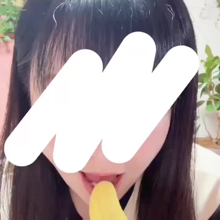 おはようございます🎵
石亭のめいです♪
咀嚼音が苦手な方は飛ばしてください🎧



ヒメチャンネルのラジオ配信、マイク使えなくて悲しい〜😭

モグモグタイムにお付き合いください（笑）


秋らしい気候で涼しくなって来ましたね🍁朝窓を開けると風が気持ちいい〜
お出かけもしやすくなって来てお風呂屋さん日和ですね🛁💕


１０月の空き枠が少なくなって来ています🗓️✨
ご予約はお早めにどうぞ💓


大好きなお兄様、今日も素敵な１日を✨
