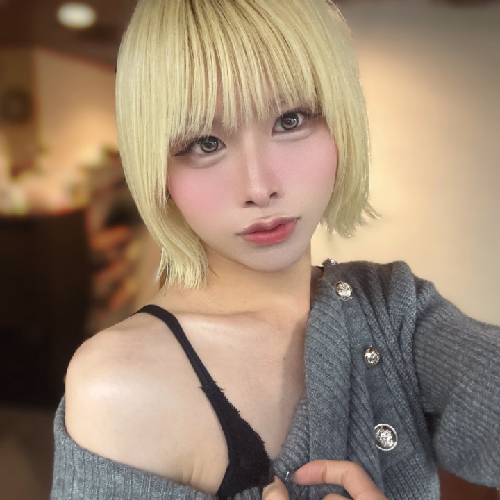 6月14日 12時頃　Sさまへ🧸💖

先週の日曜日は、初めてつかさに会いに来てくれて本当にありがとうございましたっ！🫶✨
こういうお店がまだ2回目だったみたいで、最初はすっごく緊張しているおにいさまの姿が、実はすっごく可愛くてきゅんとしちゃってました🥺💋

緊張をほぐしてあげたくて、つかさがたくさんリードして、乳首やおにいさまのアソコをペロペロいっぱい責めちゃったっ。最初からすっごく感じてくれて嬉しかったなぁ……💭💗

途中でおにいさまから「口に出してほしい」ってエッチなおねだりをされたから、つかさ、おにいさまのお顔の前に乗っちゃいましたっ😏🔥 
目の前でダイレクトにしこしこしながら、そのままお口の中に「たっぷり♡」って溢れ出させちゃうの、お互いの顔が近くてすっごい興奮しちゃったね🫠💓 そのあと、おにいさまのモノもしこしこして、ドピュッ♡ってすっごいたっぷり出させちゃった✨

エッチのあとは、お互いに「タイ旅行が好き」っていう共通点があって、たくさんお話できてすっごく楽しかったな〜っ！🇹🇭✈️
またお話聞かせてね♡楽しみにしてるー！