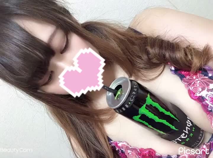 髪が明るかった頃にチャレンジした
ノーハンドモンスター🥤💖

久しぶりにまたやろうかな🥰📸

ひめちゃんに撮ってもらおうかな〜🥺🙏🏻💗(笑)



れの