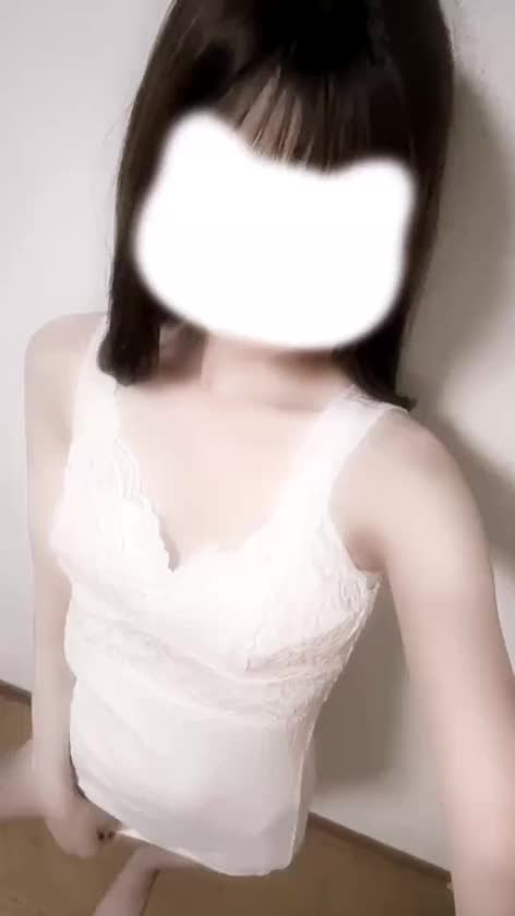 .*·.⟡┈┈┈┈┈┈┈┈┈┈┈⟡.·*.

おはよう☀️

今日は、いつもより
遅めに起きちゃった( > <꧞)


貴方は、しゅなと遊んでくれる？？
良いことあるかも…よ？💋