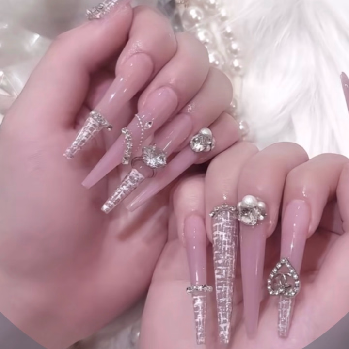 出勤してます！
オープンラストまで居ます😊🔞