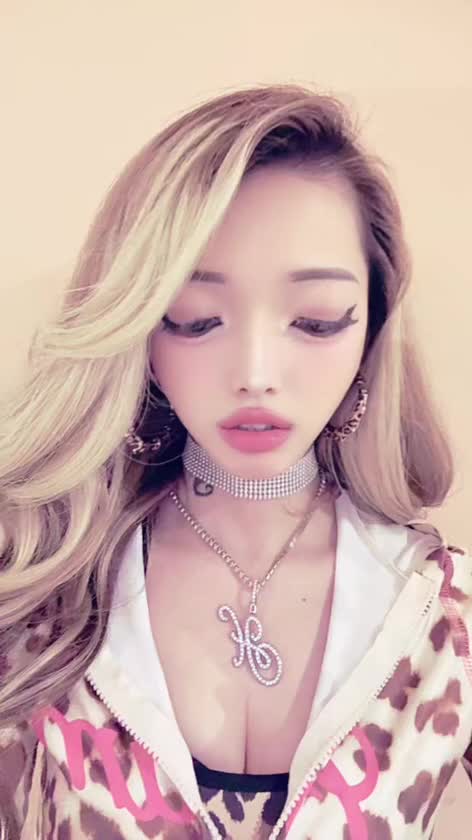 ギャルニューハーフと満足するまでえっちしませんか。？😳😳