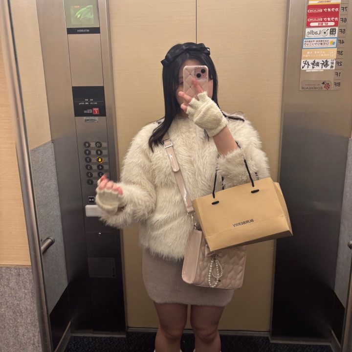 明後日から2度目の福岡ー！！✈️

前回はドリームでしたが、今回はハピネスの方でお世話になります😸

マ⭕️ト初挑戦なので温かい目でみてもらえるとうれしいです🥺

スタッフさんもお兄様方もみんな優しくてまた来たいと思ってたのでとてもうれしいです🫶

現役大学生/高身長/色白がお好きな方は一度まいねに会いに来てほしいな✨

去年よりレベルアップしてる自信があるので楽しみにしていてください😊