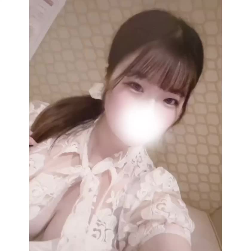 初めまして✨
Club Flowerのゆらです！


初めての投稿見てくださってありがとうございます( ⸝⸝⸝˃֊˂)
これから投稿してくのでチェックしてくれたら嬉しいです🤍

ゆらはお兄さんと楽しくイチャイチャ飲むのが大好きです🫶🏻
ヒメトークもお待ちしてます🎶

たくさんのお兄さんに出会えますよに…🌟


ゆら🌷