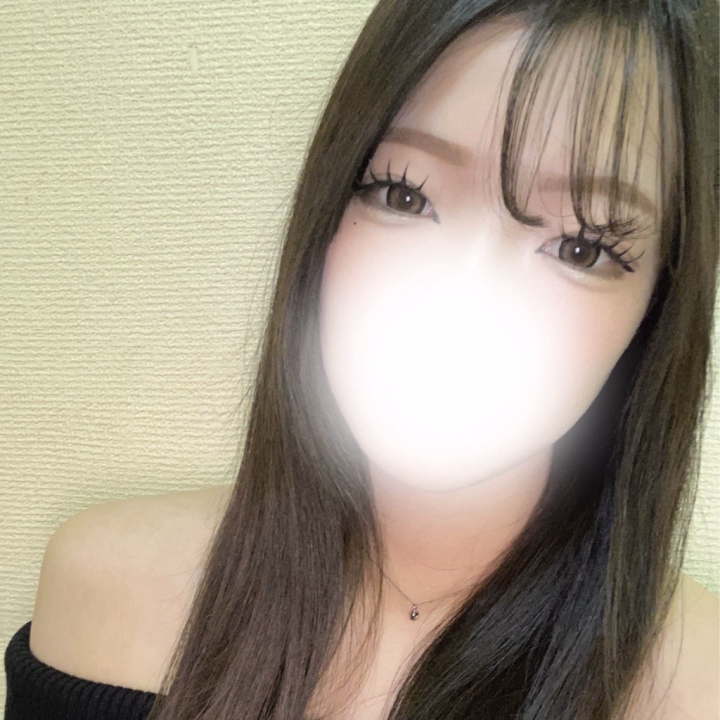 初出勤！！

少し緊張してるけど、一生懸命お兄さんを満足させてあげられるように頑張るね🩵

みやびといっぱいいちゃいちゃしよ〜🫶🏻🫶🏻