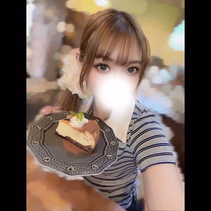 ヘイ❣️ YOUたち久しぶり〜！

7月繁忙期ということで、五反田シフト追加させてもらいました♡
気合い入れたシフトですので、、休憩挟みながらいきます🍀

7/10 7:00-24:00
7/11 12:00-24:00
7/12 7:00-24:00
7/13 7:00-24:00
7/14 7:00-24:00
7/15 7:00-24:00
7/16 7:00-24:00
7/17 7:00-24:00
7/18 7:00-24:00
7/19 7:00-24:00
7/20 7:00-18:00


前回はたくさんご予約してくださったので、7月は多分いつもより埋まりが早いかも🫪


姫予約は受け付けておりますのでこの日がいい！という希望のある方は早めに教えてください♡
当日に予約がないところで休憩とりますので把握お願いします🙏


気合い入れるぞ〜！！！！！！