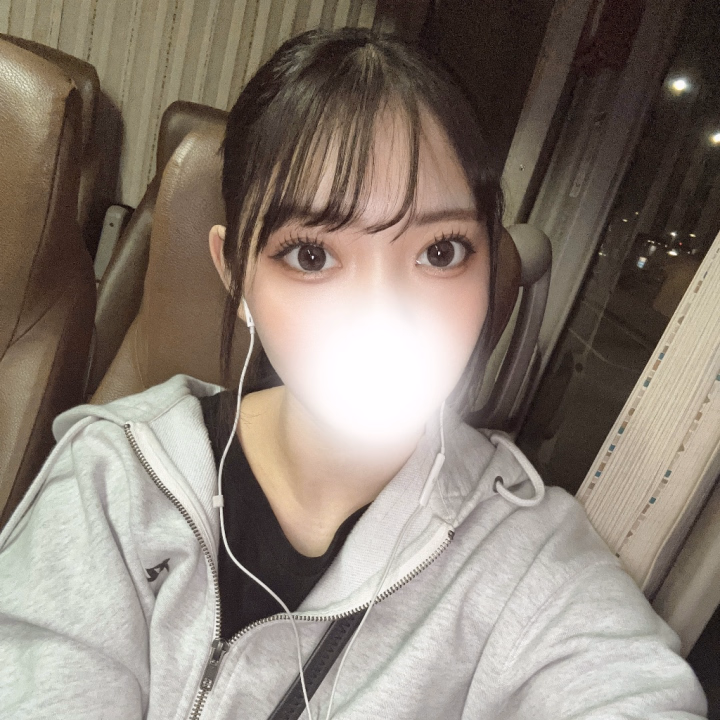 こんにちは‼️にうです‼️

5/13〜五反田出勤だよーん！
早速ご予約してくれてありがとうね♡
お待ちしております✨


さて、、みんな、、、
オタクな私の葛藤を聞いてくれ


推しがコラボPCを出したんだよ。
ゲーミングPCを持ってなくて、かつ、欲しいと思っていた私
是非とも欲しいところ、、、
出るのがもう少しあとだと思ってたから思ったより早くて心臓跳ねております

たっけええええ😭😭😭😭😭😭


あとPC詳しく無さすぎてスペックわかんねーよー😭😭😭😭😭😭


オタクのニキ達。
遊びに来てくれた際に是非ともどのスペックを買えばいいか教えてくれ。
そして語ろうね✨✨✨

ゲーム、VTuber、アニメは語れます。
他界隈もおすすめオネシャス👀

それでは！！！また日記書くねん♡