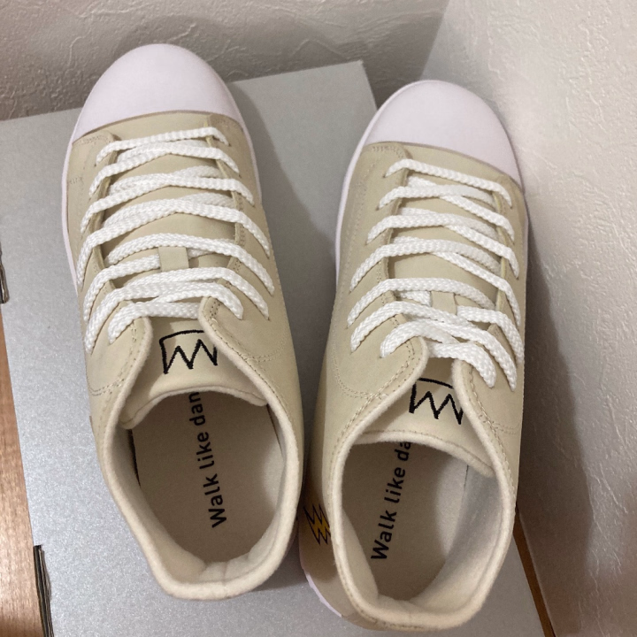新しく靴買った👞
超可愛くないですか？笑