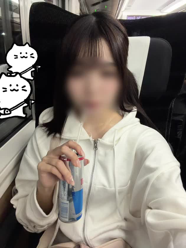動いてるにゃたん🍼

安定にツインテールです可愛いでしょ？


大人なのでひとりで水戸に行けます(   ¯꒳¯ )ﾄﾞﾔｧ



にゃたんのお供レットブルノンシュガーを持っております

なぜストローかというと、赤ちゃんなので飲み物ストローじゃないとなんかこぼしちゃうから汗💦


さっき大人で書いたのに矛盾してる！

びっくべいびー🍼ぼすべいびー🍼ってことっ♩