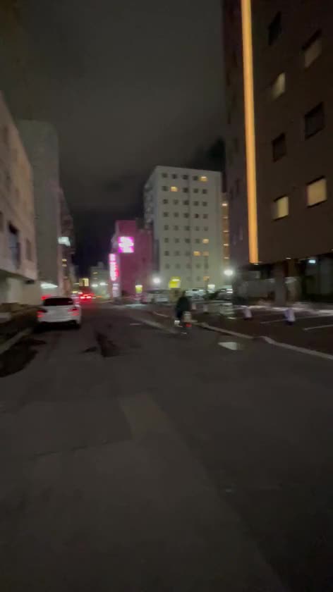 夜のお散歩🧡
たまたま発見🤣

🍑ひとみ🍑