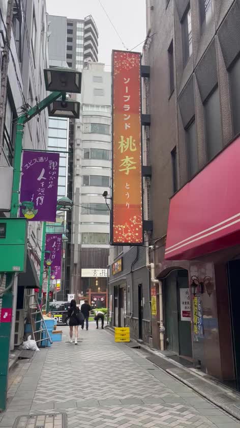 本日早めの終了ー😌


今日はね…
元桃李の値段設定で考えてたみたいで、キャンセルあったり😖

行くってお店へ連絡くれてたのに、
やっぱり行けない…ってなったりとちょっと切なくなったぁ(´Д` )💭

でもみんな時間に追われてたり、色々大変だよね🥺


そんなこんなで、
今日のひとみは色々考える日でした😂

時間できたし、
マッサージ行ってくる〜❣️(^o^)/

また元気に会えたら嬉しいな😘




🍑ひとみ🍑