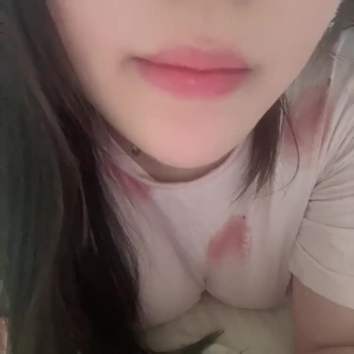 1回目でいっぱい気持ちよくなってもらって、2回目が、ほんとの勝負だと思ってる😇

ちょっと焦らして、ちゅーいっぱいして、最初よりも深く、ゆっくり⚫︎れて？🥺

2回目はもっと感度よくなるから...

「さっきよりも気持ちいい……」って言われたら、かやもイっちゃいそうになる😳

一緒に2回戦も感じ合おっ？💓

🎀かや🎀