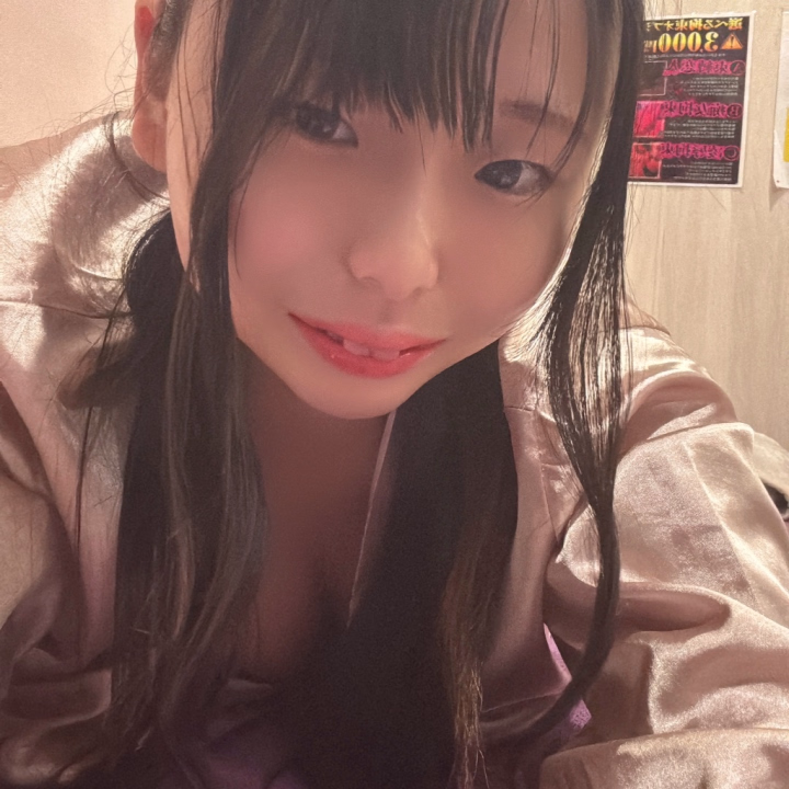 さっき らむと遊んでくれた海外のお兄さん💞

素敵な時間をありがとうございました😊🍀
短い時間だったけど たくさん気持ちよくなれて幸せだった- ̗̀( ˶^ᵕ'˶)b💕
外は雨で少し寒いのに 2人とも汗だくになるまでイチャイチャしたね‪‪❤️‍🔥‪‪❤️‍🔥

また日本に来たら遊びに来てね💕︎

らむ