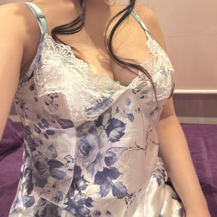 昨日 22時半頃にらむと遊んでくれた海外のお兄さん💞
ありがとうございました😊

頑張って日本語で話してくれて嬉しかった(*≧∀≦*)
お兄さんと少しだけど話せて楽しい時間だったよ〜💞💞💞

また日本に来たら遊びに来てね💕︎
