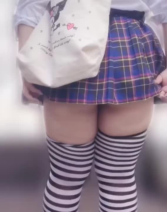 🤍むっちむちの太ももでお兄さんの硬くて反り立っちゃってるの挟んであげる🤍