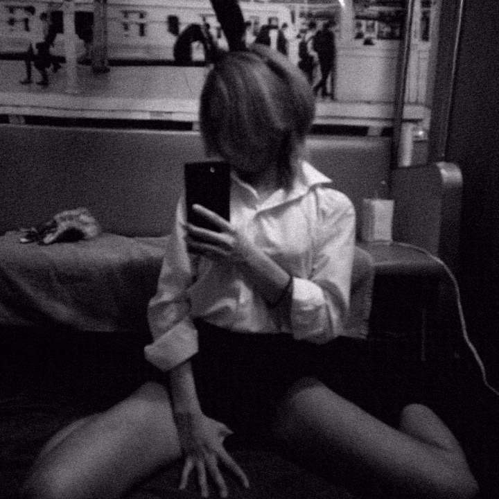 ご無沙汰しております〜🐰

色々と立て込んでおりましたが、
落ち着いたのでまた戻って参りました💃
寛大なラッシュ 𝑇ℎ𝑎𝑛𝑘 𝑦𝑜𝑢……

今のところ一先ず4月末くらいまでは
気合い入れていこうかと考えております。

何卒よろしくお願い申し上げます。🙏

本日は初のバニー衣装……
を脱ぎ捨て（写真左）
耳だけつけているものになります。

よくわかんないよね。😁

気になる方はバニー指名でお願いします😁💦

本日22時までです！
駆け込みお待ちしております〜。