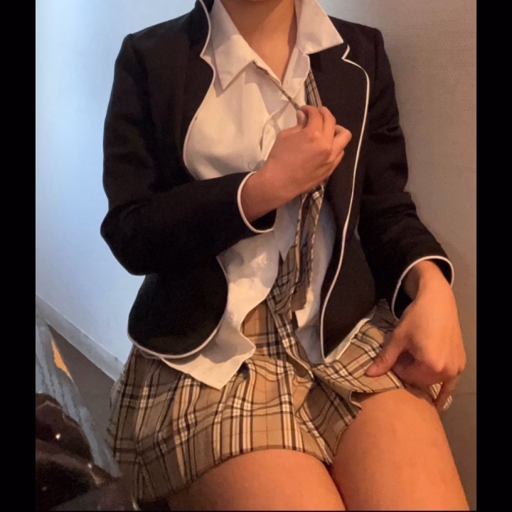 本日10時から16時までいます！
寒いので暖かくしてきてくださいね*🥶💨*
甘々な甘宮が暖かくお迎えいたします🙇‍♀️