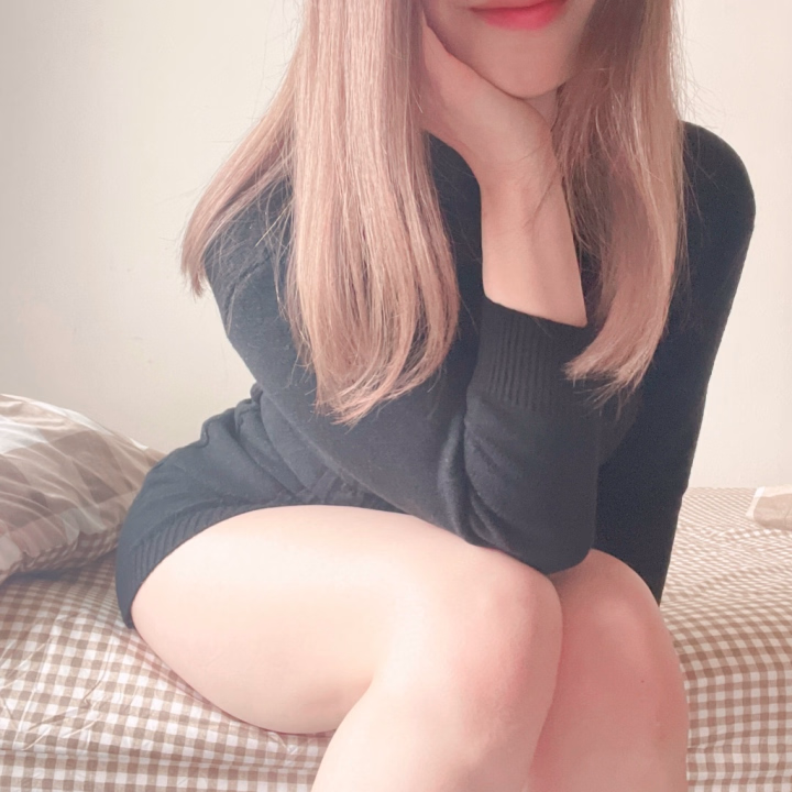 今日はお休みですが
明日(日)は17:00〜22:00でいます🛁

最近は
くっついてゆっくり過ごす時間が好きで
イチャイチャ派の方とは相性いいと思います☺️

日曜日の夕方
タイミング合う方いたら嬉しいです🫧