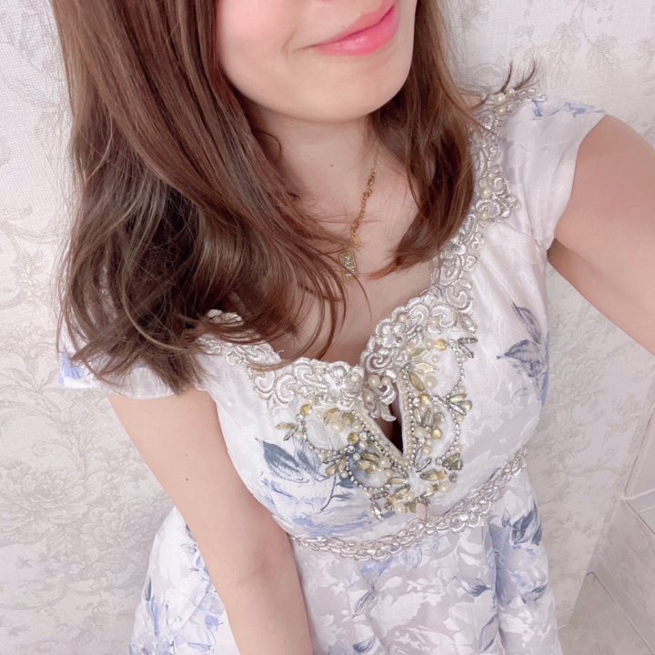 日曜日の夜、
ゆっくり過ごしてたら少し時間ができました。

ぎゅってくっついて
まったり過ごすの、好きな人いますか？

22時受付までなので
タイミング合う方いたら嬉しいです