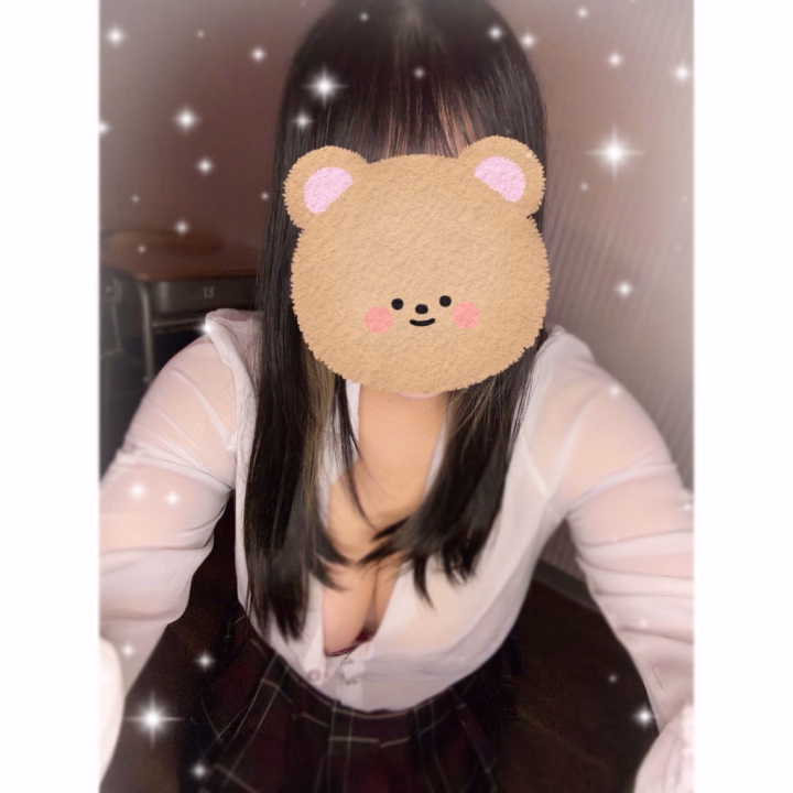 おはようございます☀️

話題の新しくできた水春に行ってきた〜♨️✨
初めて「あまみ」が出て感動🥺💕
しっかり整って、めちゃくちゃ気持ちよかった〜！

おうち帰ってからはそのまま爆睡😂💤
気持ちよすぎて、今日は寝過ごしそうになっちゃった💦

そんなこんなで、本日は17時半までいます🎶
一緒にまったりスッキリしよ〜♡
お待ちしてます☺️💗
