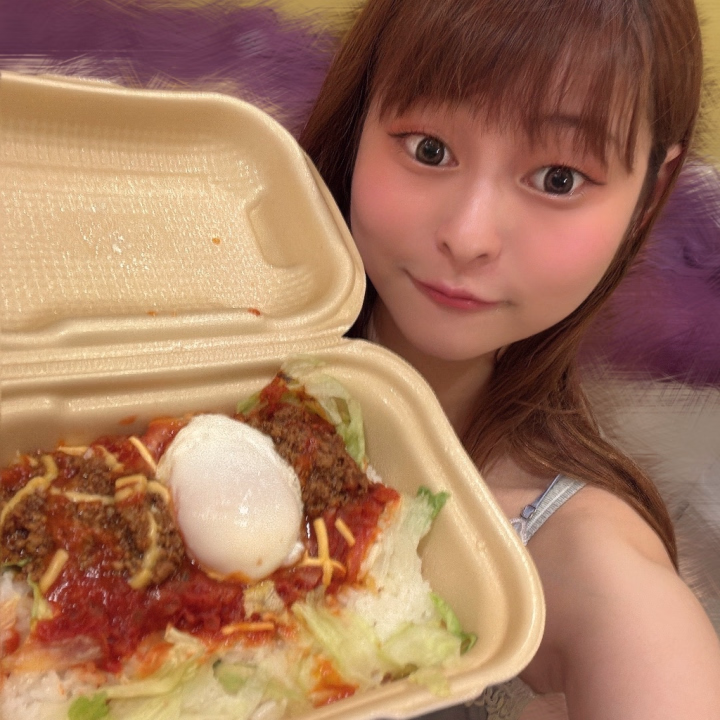 セブンでめちゃ美味しそうなタコライス🐙
トマト大好き⸜(* ॑꒳ ॑*)⸝♡

このあとはお兄さんのお仕事が終わる頃に🈳ですよん🐑