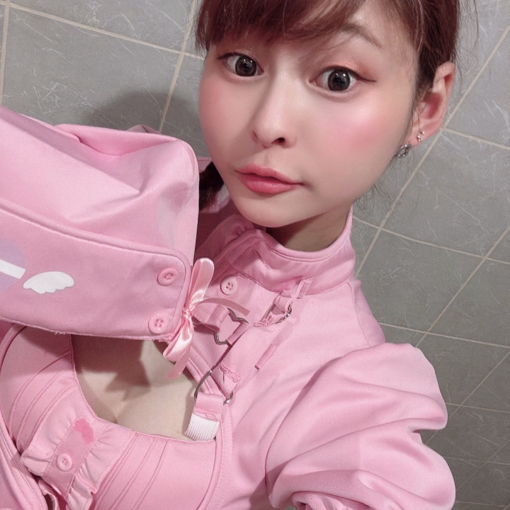 夕方からも待ってます💪 ᴗ̀ ̫ᴗ́ ͈

着てみたかったピンクｴﾁｴﾁ🍆

着たままって楽しいね🫶