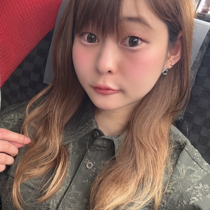 無事到着しました🐑🪽

今日は移動だけで終わっちゃいそうだけど、
松山の空気吸ったらちょっと元気出た⸜(* ॑꒳ ॑*)⸝♡

今回もたくさん会えたら嬉しいな💕
待ってるよ〜🍊

よろしくお願いします🫶