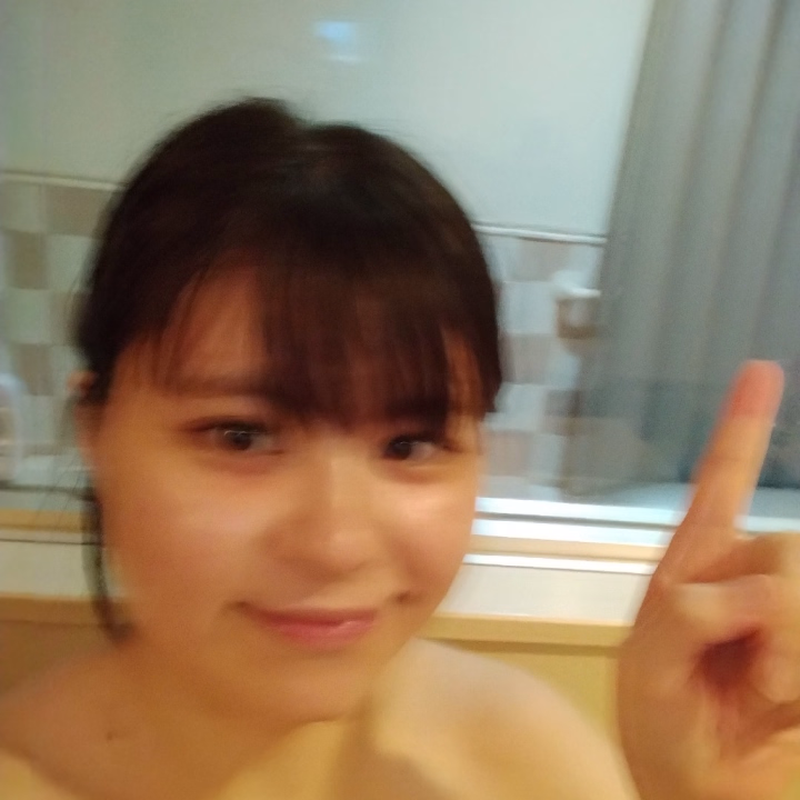 ヒメちゃんねる、ちょっと体調良くなくてしばらく見てなかったよ🧠
ヒメトーク返信できずすみません。
5月たくさん出ます。おっぱい、触ったり、なめたり、ツンツンしたり、埋もれたり堪能してね。
PS
乱暴にグニュグニュ触ったりしないでね、女の子のおっぱいは金玉だと思ってね。