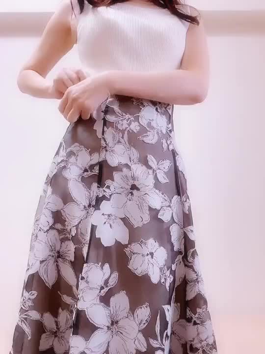 初めて声出しで
ランジェリーの説明💕
してます🥰
ちょっと緊張😳💦

皆様の応援📣✨
よろしくお願いします😘

次のステージに
行かせてください〜ჱ̒⸝⸝•̀֊•́⸝⸝)♡