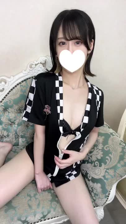 こんにちは！

これから渋谷ガーデン出勤です！
今日は天気がいいですね☀️

🕚 13:00〜20:00 まで出勤してますよ₍ᐢ‥ᐢ₎ ♡

スレンダー好きさんはぜひ遊んでください🥹🤍

お誘いはトーク or x @jun_ka_k のDMからお待ちしてます𓂃◌𓈒𓐍

連休2日目私とホテルでイチャイチャしようね🐰💌