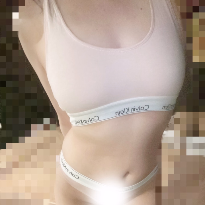 こんばんは🌙
昨日初めて日記を更新して
すぐフォローやトークしていただけて
とっても嬉しい👼🏻🫶🏻︎🩷
はとりはねこちゃんがだいすきなので
松山に行っておねこさまに会えるのも
めちゃくちゃ楽しみ😻❣️
ご予約じゃんじゃんお待ちしてます🌟