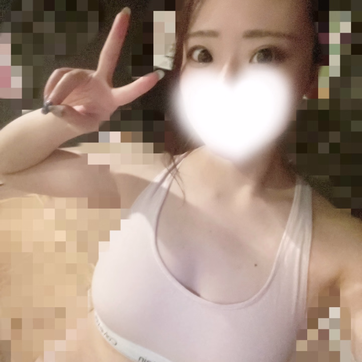 初めましての方も、そうでない方も
こんにちは🐥🩷🫧はとりです^_^❤︎
実は先日よりハピネスデビューしてました❣️
まだまだ不慣れなところがたくさんあったり
元々の怪我の後遺症で
動きがぎこちなかったり😿😿😿
あるかもしれませんが精一杯頑張ります💪🏻❤️🔥
ハピネスでもお待ちしてますね🌟