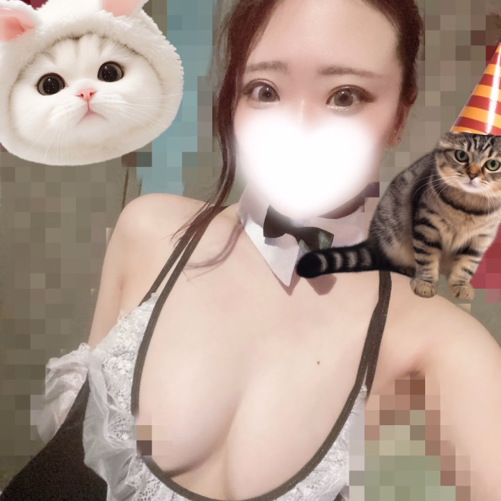 今の時間から空いてるよん👼🏻‎‪🫶🏻︎🩷

明日は9:00から15:00頃まで空いてるので
お早めのご予約お願いします❣️