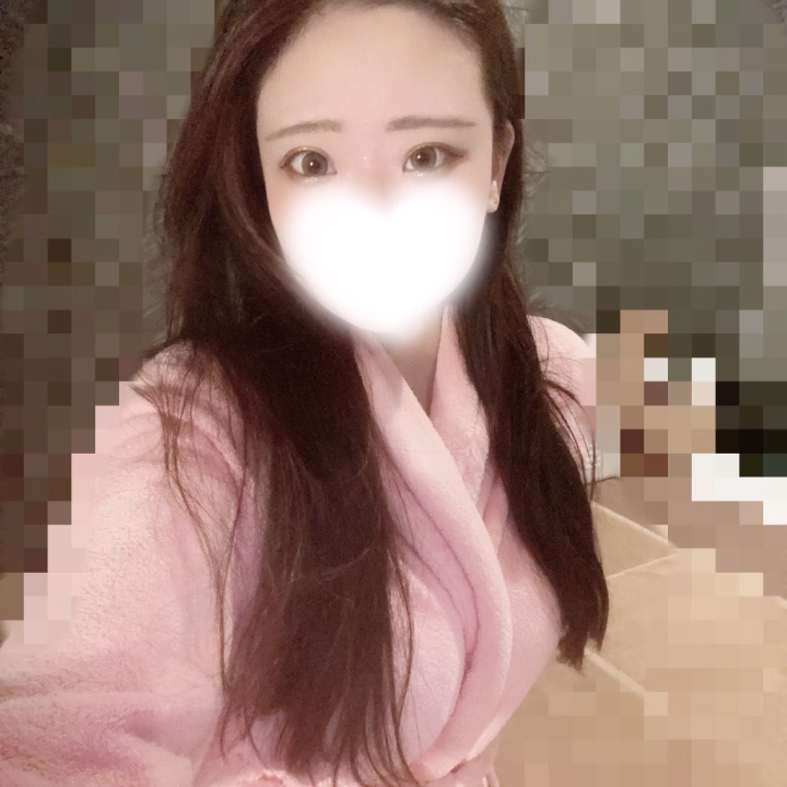 おはようございます‪🔆‬
出勤しました❣️

ちょっと涼しいくらいがちょうど良くて
無限に歩けそう🤭💕🫧

今日もよろしくねん👼🏻‎‪🫶🏻︎🩷