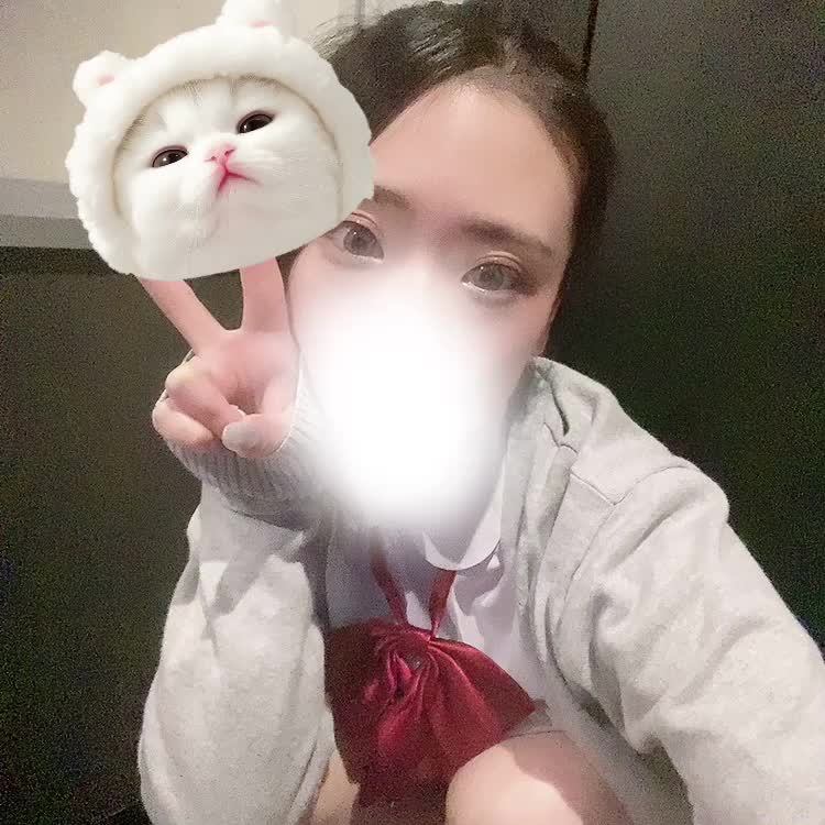 気付いたら後半戦スタートしてた❗️

前半もたくさんのお誘い
ありがとうございました👼🏻‎‪🫶🏻︎🩷

お兄さまはなにしてるのー？💭
はとりとも遊んでよ〜🤭💕🫧
