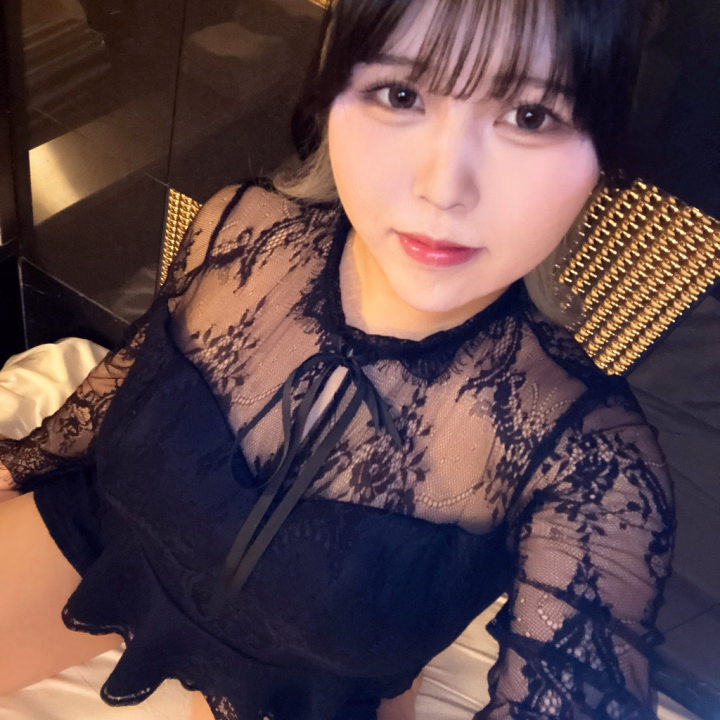 やっほーりおんだよ🎶

3連休最終日だ！🌟

お兄さんは今日なにするのー？

予定がまだないお兄さんは遊びに来てくれたらうれしいな🩵

えちえちしよー😽💗


りおん🩵
