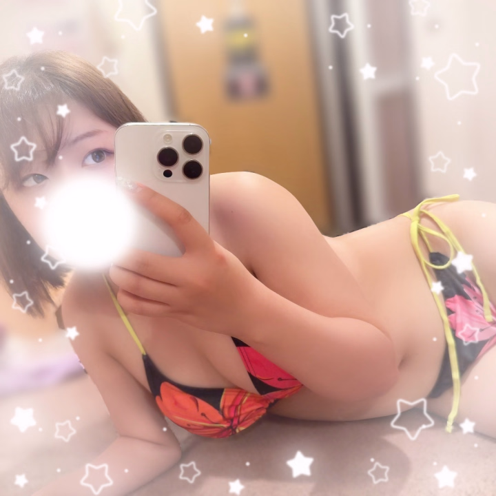明日9:00-24:00います！

えっちなコスプレ着たいなっ❣️