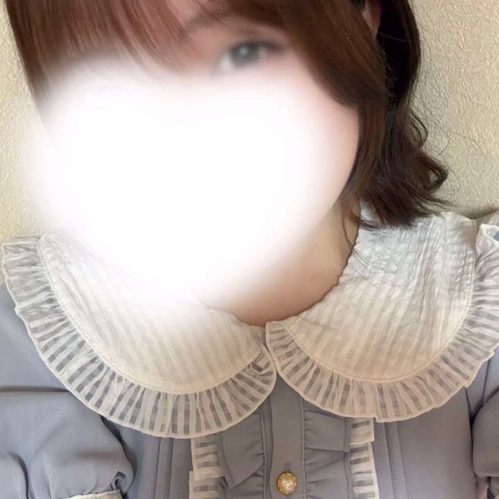 みなさんこんばんは！らきです☺️

久しぶりの投稿〜〜！！学校とかその他にもいろいろ忙しくて更新できてなかった……。。

明日16-24時で出勤です！
明日の予約もたくさんありがとうございます♡
現在🈳状況
────────────
16:00-18:10  21:30-24:00
────────────

この後もやることたくさんなので今日はこの辺で…！☺️