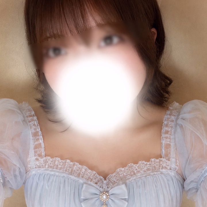 らきです！無事に3日目も終えられました！

事前予約で🈵枠になってて、とっても嬉しかったです😭😭

会いに来てくれた方々本当にありがとうございました！とっても楽しかった！
差し入れして下さったお兄様もありがとうございます☺️チョコおいしかった！！

ちなみに！明日も出勤します🎶
もう既にたくさん予約いただいてて、、嬉しい限りです😭💗
現在🈳状況……20:30-22:10

明日は本指様に会える予定なので今から楽しみ！！(こんなに早く本指様ができるなんて思ってなくて、、嬉しすぎる！😭)

✨今後の出勤予定✨
────────────
6/17(水) 15:00-22:00
6/22(月) 18:00-22:00
────────────
(🈳枠についてはトークで相談していただけるとありがたいです☺️)