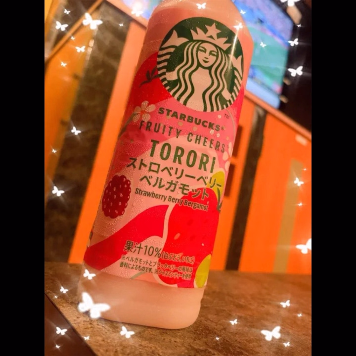 こんばんは~💗


しおりですᴗ ̫ ᴗ♡


今日は~💗
事前予約あって嬉しかった1日でした𐔌՞ᱹ ﹼ ̫ ᱹ՞𐦯
ありがとうございました🧏🏻‍♀️⭐️


ジュースの差し入れ🍹𓈒𓂂𓏸も嬉しかったです( •̀ ̫ -︎︎ )✩
日記割と見てくれてるお兄様方が多くて嬉しぃ気持ち🤩🤩

私がおすすめしたお酒呑んでくれて感想もくれて嬉しかったなぁ🎶
テイクアウトご希望でしたが❕🤣



今日はずっと雨だし、公共交通機関等の見合わせも多くて1日大変だったと思いますが、お疲れ様でした😵😵
台風も2つ❓接近してるみたいなので気をつけてください🌀😰

そしてワールドカップ⚽️見てる方いるかなぁ❓👀
決勝進出❓だったかな🥹👏🏻ꉂ👏🏻ꉂ👏🏻
頑張って欲しいですね😍


てことで、今日の日記はおしまいですが📖☡✍
逢いに来てくれたお兄様方ありがとうございました𐔌՞ ܸ.ˬ.ܸ՞𐦯
またお兄様達と会える日をお待ちしてます🌟🎶