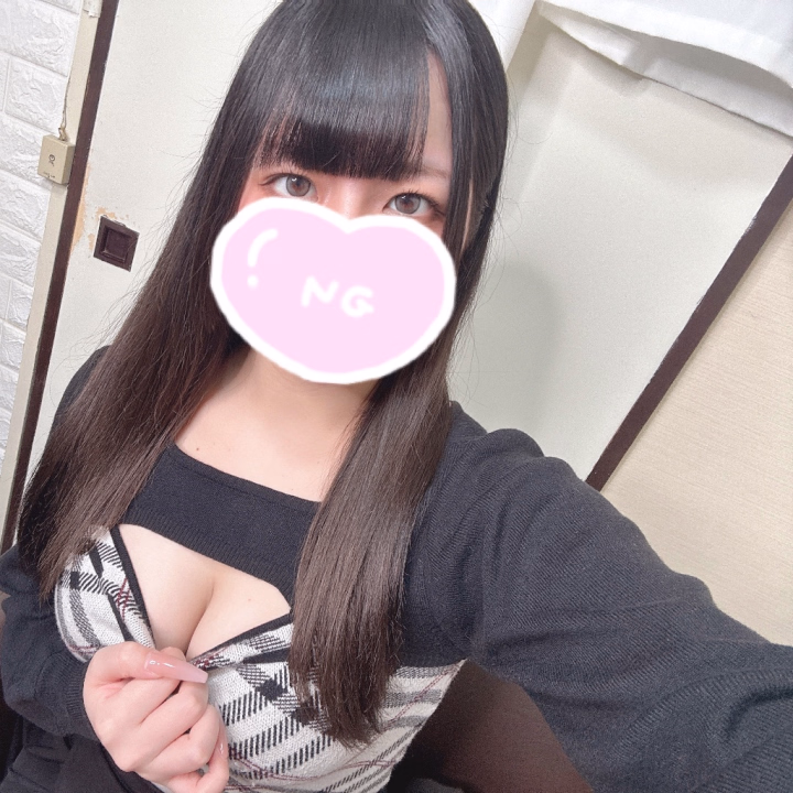 こんにちは、れんげです🌷

投稿なかなか出来てなくてごめんなさい😿これからは頑張って投稿増やしていきますね✨

今日は13:00～21:00までいます！
お待ちしています💭
