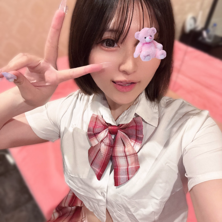 おはよ〜🔅おとかです🧸💭

今日も米子24:00まで出勤してます✅

昨日は制服のコスプレしたよ❗️

どう？まだ制服いける？？笑

他にもいろんなコスプレしたいなあ☺️