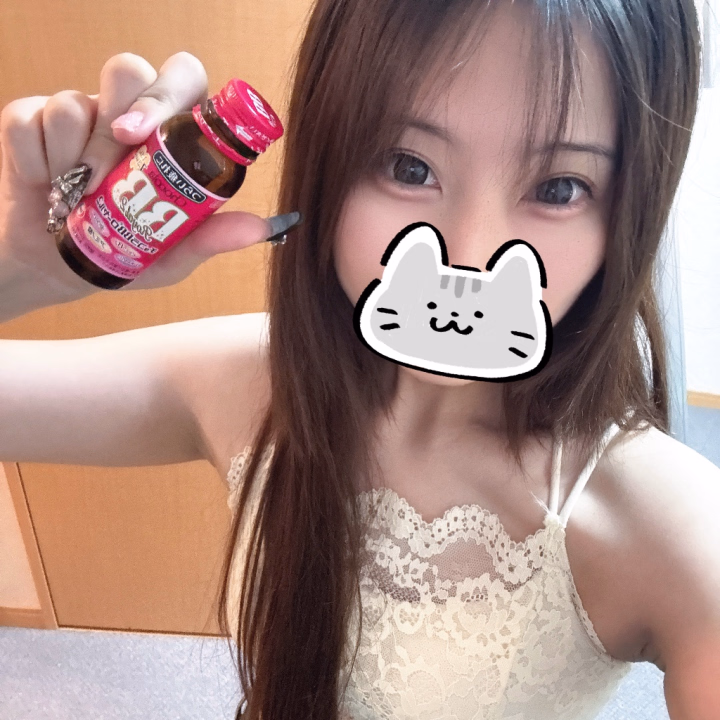 おはよ〜🔅おとかです🧸💭

⋆. ݁┈┈┈┈┈┈┈┈┈┈┈┈┈┈┈┈┈┈ ݁.⋆

今日から三連休は水戸に出勤です❗️

11日9:00〜24:00
12日9:00〜19:00

時間がちょっぴり不規則なので
要チェックです🌟

⋆. ݁┈┈┈┈┈┈┈┈┈┈┈┈┈┈┈┈┈┈ ݁.⋆

やっぱりこれは毎日欠かせない❗️

昨日差し入れてくれたお兄さんありがとっ
朝飲んだよ〜🥤

今日もたくさんのお兄さんに会えたらいいな

みんななにしてるの〜
